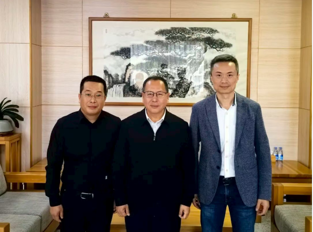 王占杰理事长到公元塑业集团调研工作